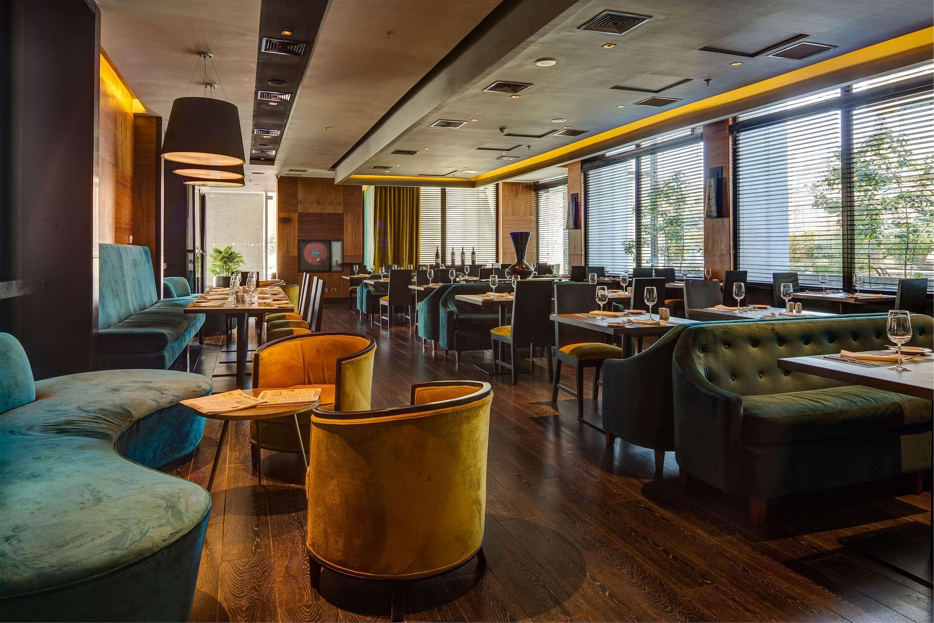 Hotel Wyndham Santiago Pettra Exterior foto Restaurant