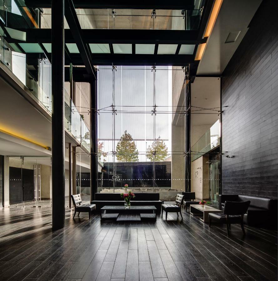 Hotel Wyndham Santiago Pettra Exterior foto The interior of the hotel